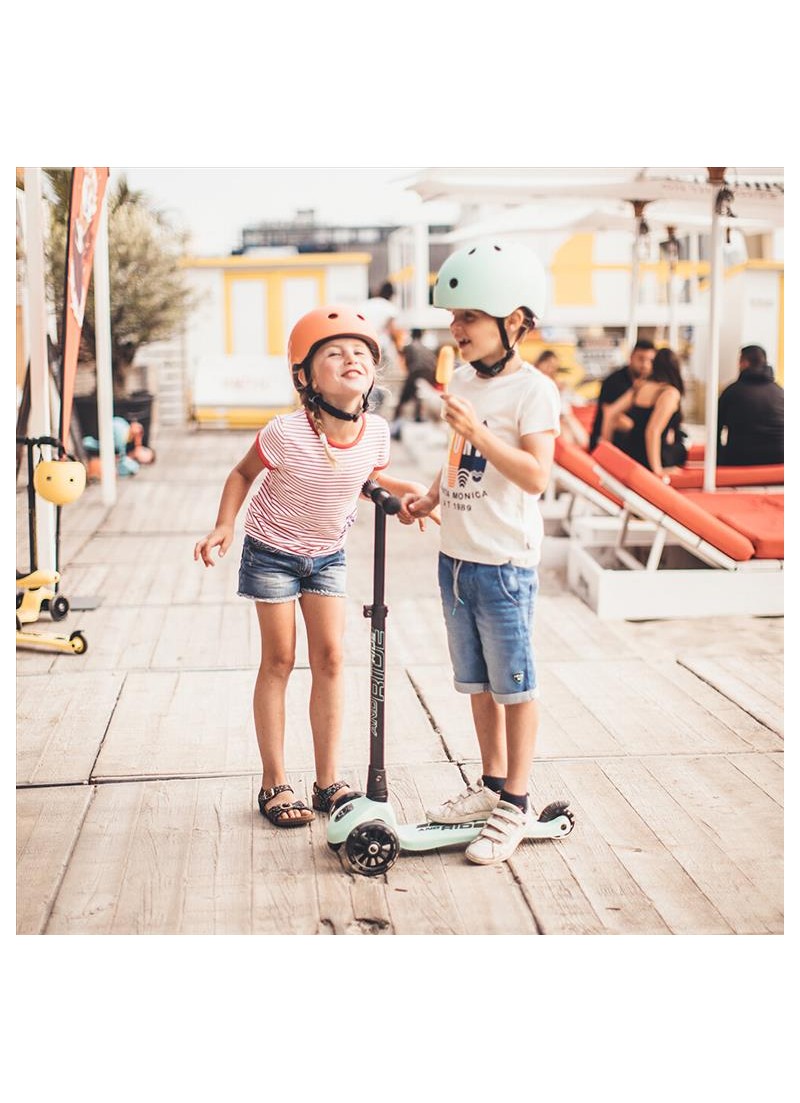 Παιδικό Scooter Highwaykick 3 Led Scoot And Ride kiwi Παιδικό Scooter Highwaykick 3 Led Scoot And Ride kiwi