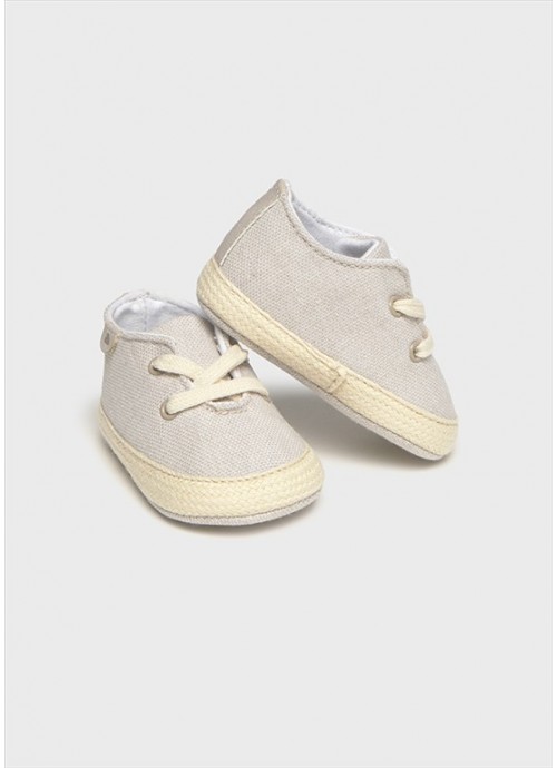 15653-Παπούτσια αγκαλιάς Mayoral